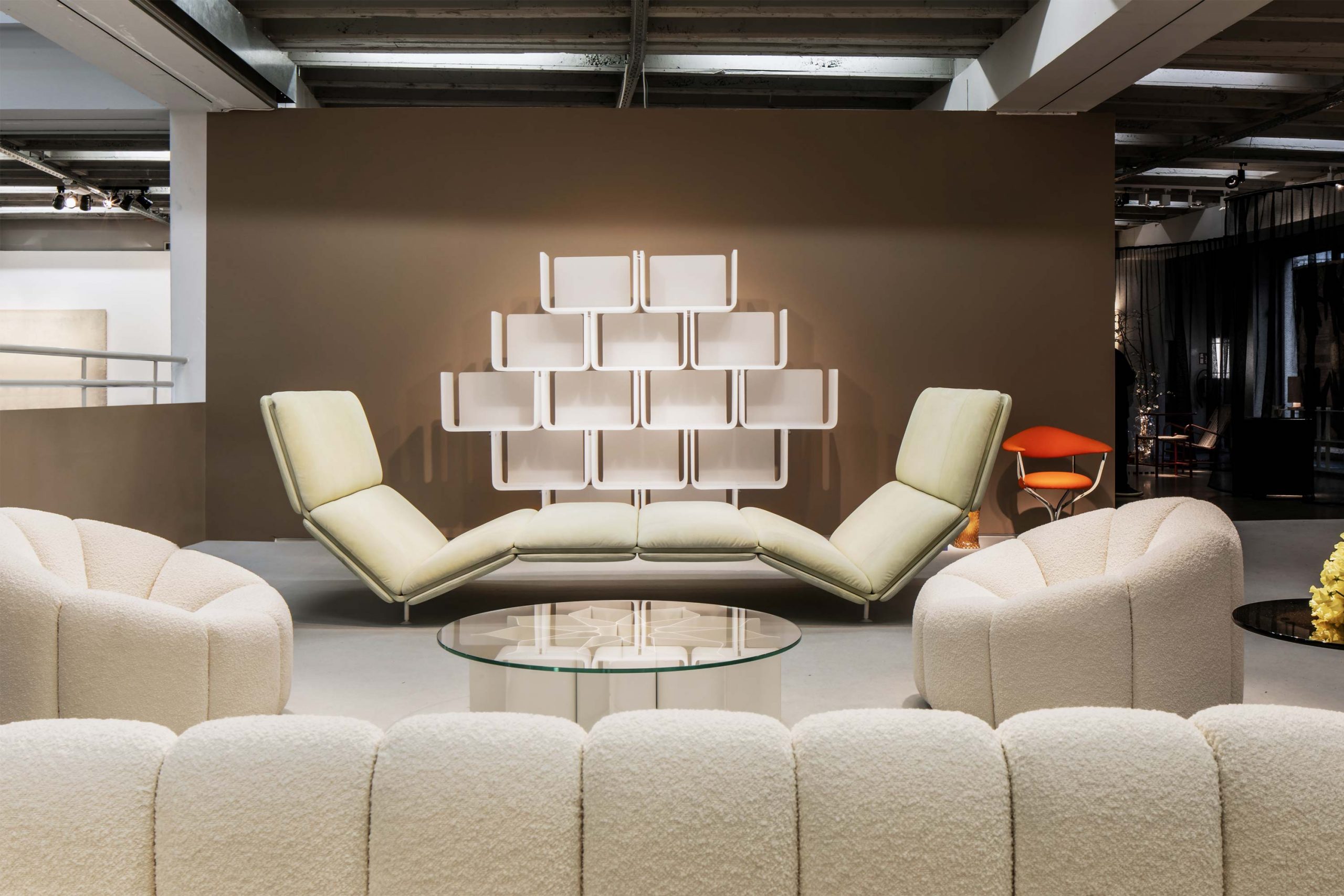 Stand Paulin, Paulin, Paulin